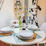 아파트 Picoas Artistic Flat *