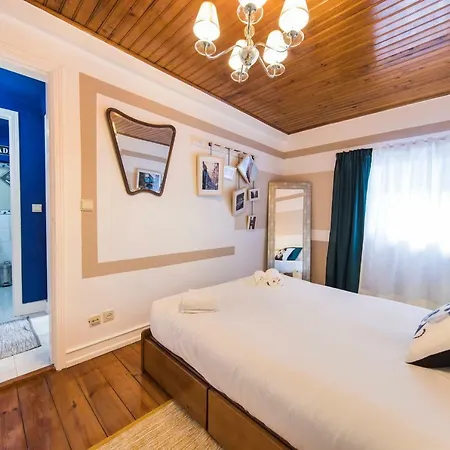 Picoas Artistic Flat Lisbon